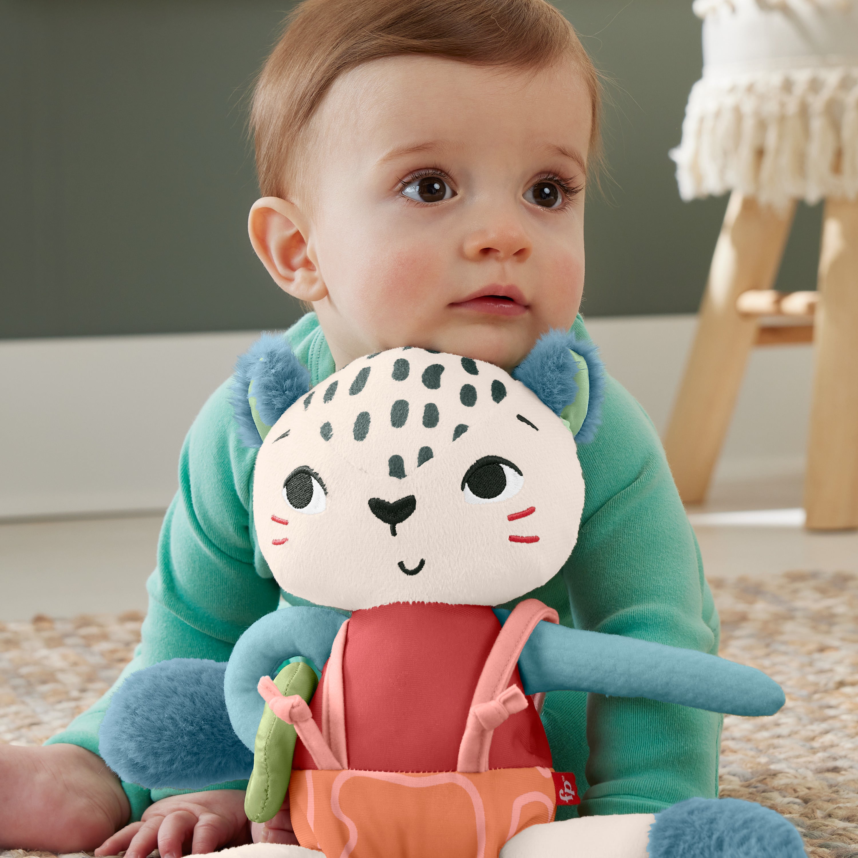 Fisher-Price  Spotting Fun Snow Leopard 0194735101535