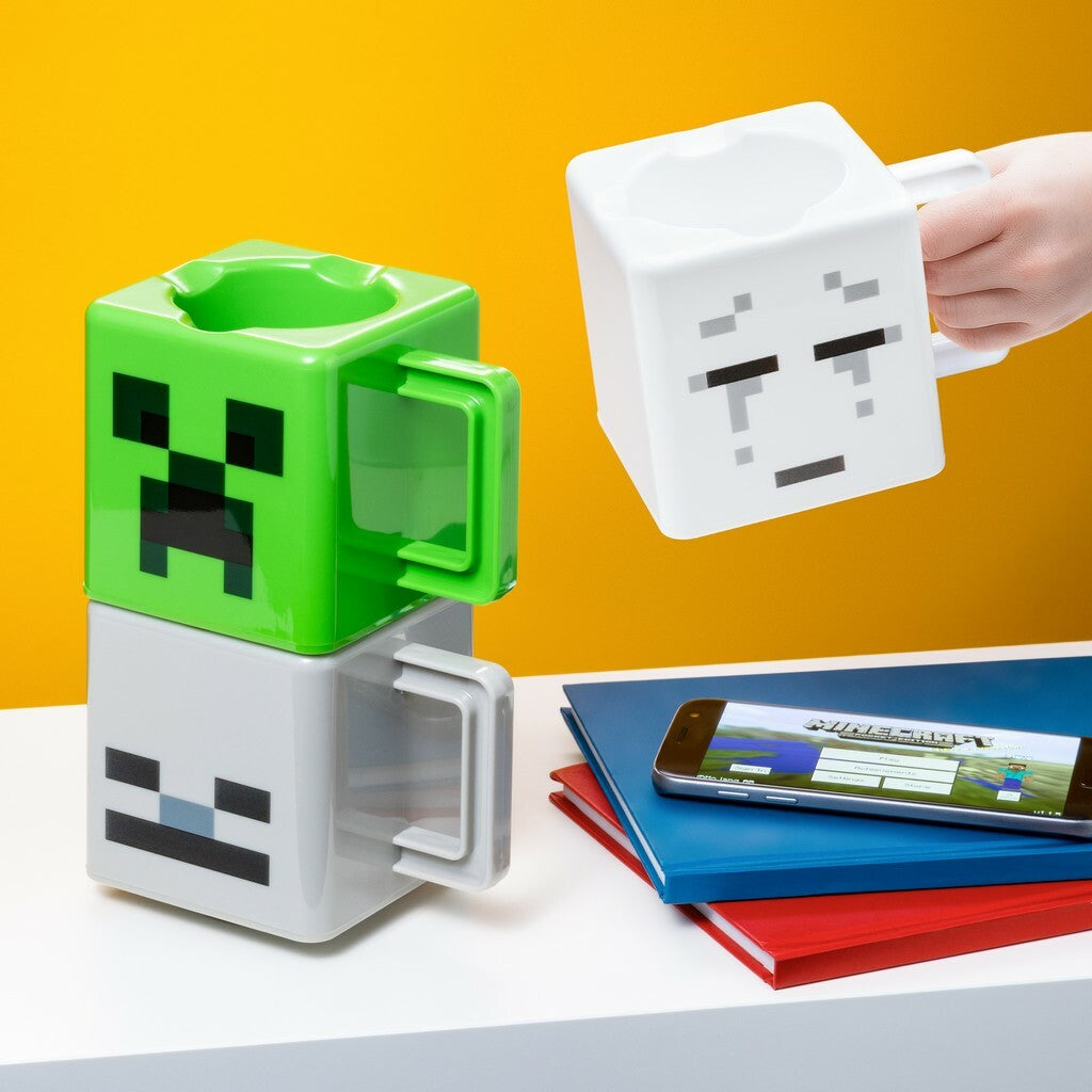  Minecraft: Set of 3 Stacking Mugs  5055964785383