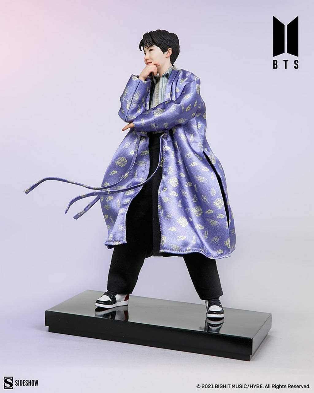  BTS: J-Hope Deluxe Statue  0747720250413