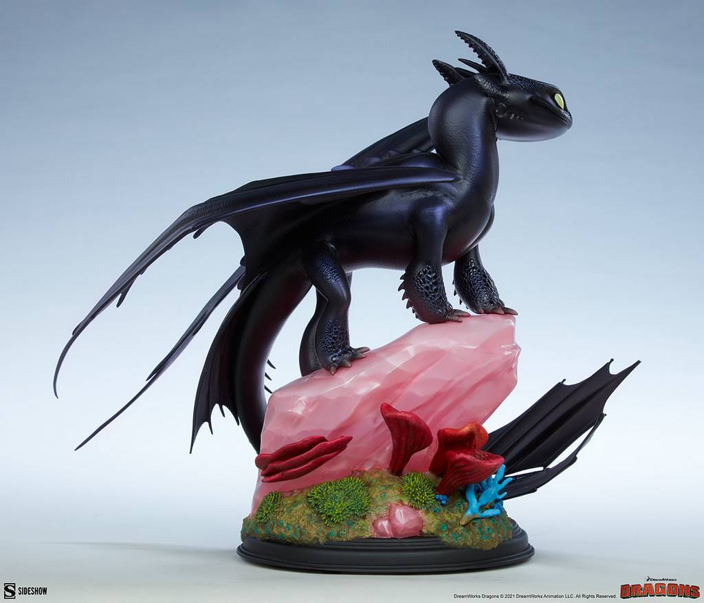  How to Train Your Dragon 3: Toothless Statue  0747720251816