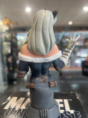 marvel universe: claws black cat bust