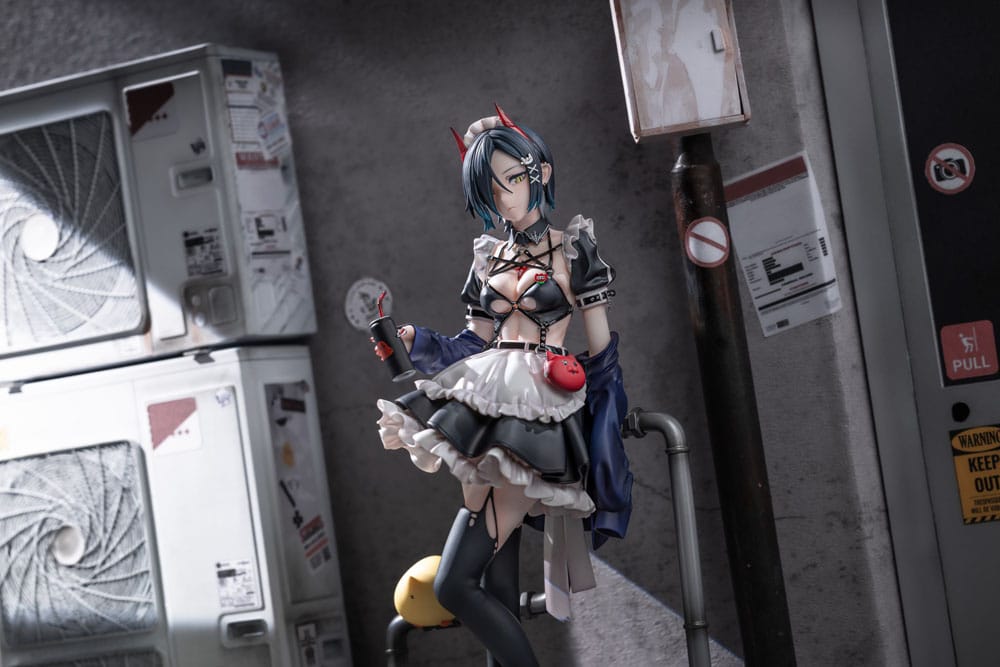 Azur Lane PVC Statue 1/6 Ulrich von Hutten Madchen Trummer Ver. 28 cm 6976230180598