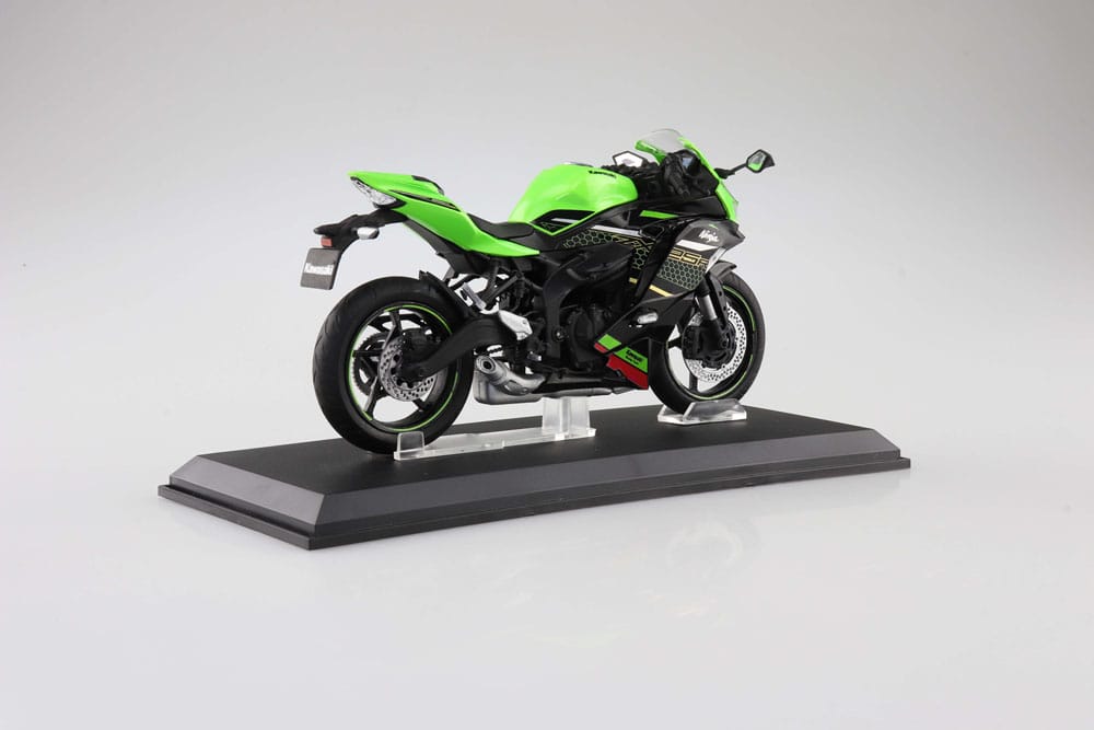 Diecast Bike Series Statue 1/12 Kawasaki Ninja ZX-25R Lime Green×Ebony 16 cm 4905083109694