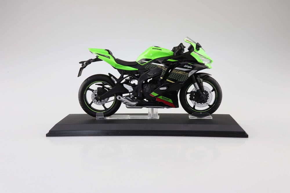 Diecast Bike Series Statue 1/12 Kawasaki Ninja ZX-25R Lime Green×Ebony 16 cm 4905083109694