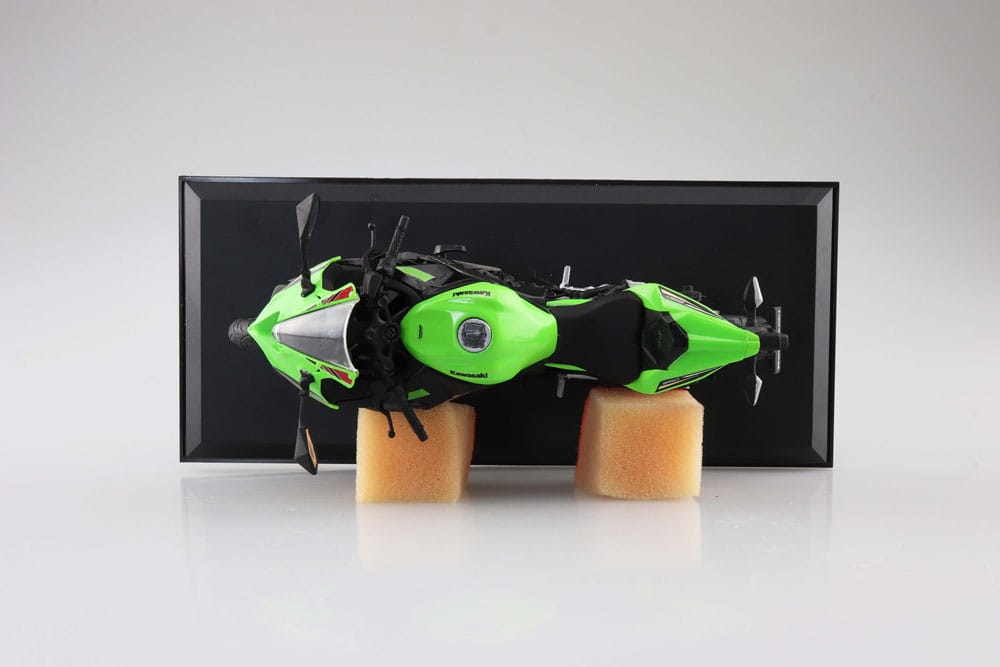 Diecast Bike Series Statue 1/12 Kawasaki Ninja ZX-25R Lime Green×Ebony 16 cm 4905083109694