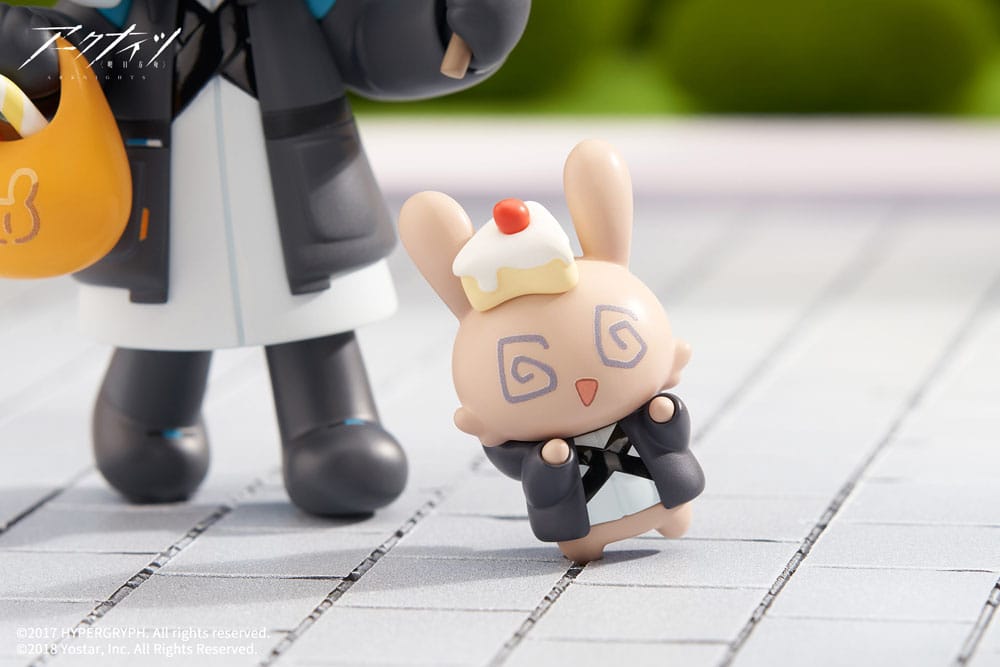 Arknights PVC Statue Mini Series Will You be Having the Dessert? Doctor 10 cm 6971995421535