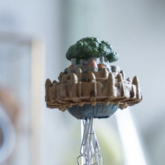 Castle in the Sky Statue Magnet Flying Castle 13 cm 4990593449880