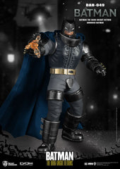 Batman The Dark Knight Returns Dynamic 8ction Heroes Action Figure 1/9 Armored Batman 21 cm 4711203450849