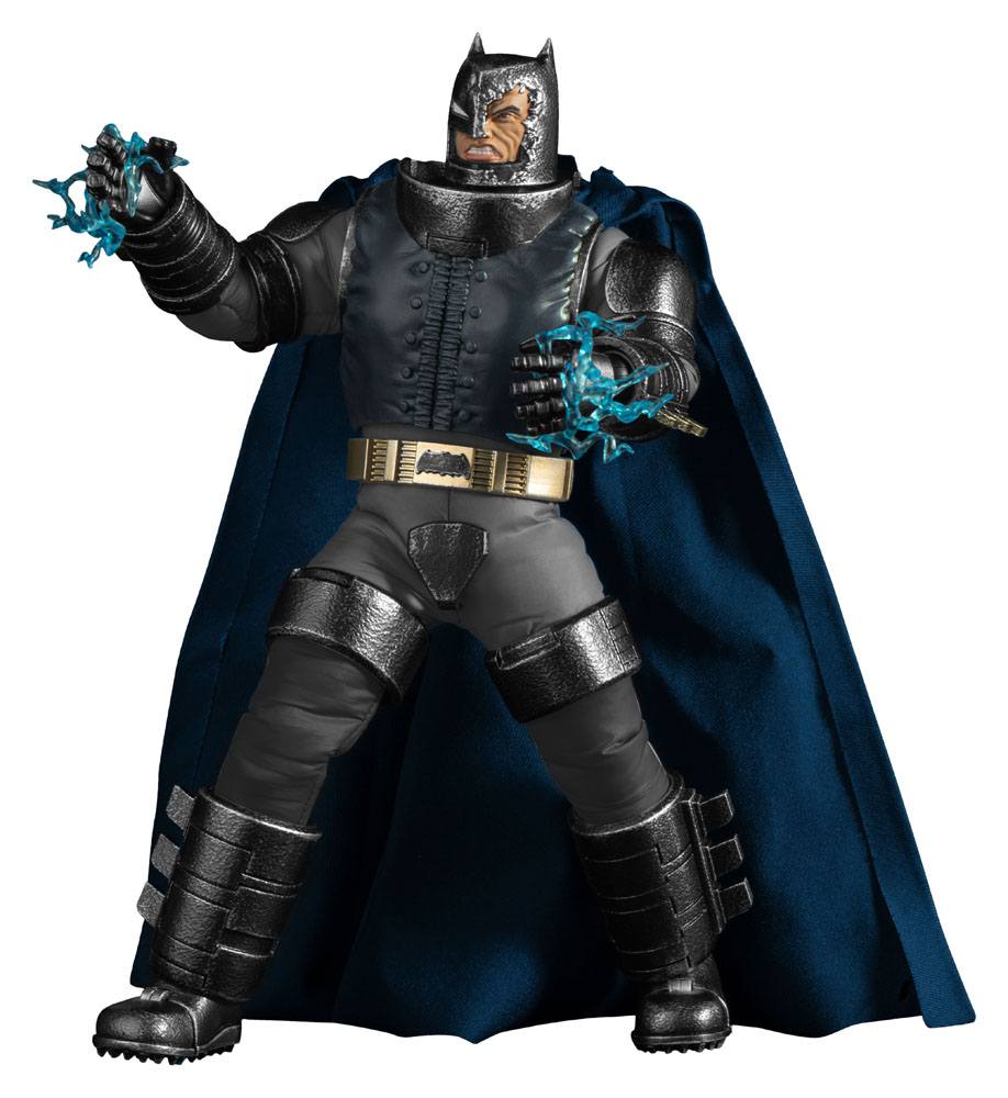 Batman The Dark Knight Returns Dynamic 8ction Heroes Action Figure 1/9 Armored Batman 21 cm 4711203450849