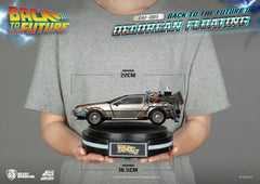 Back to the Future Egg Attack Floating Statue Back to the Future II DeLorean Standard Version 20 cm 4711385243109