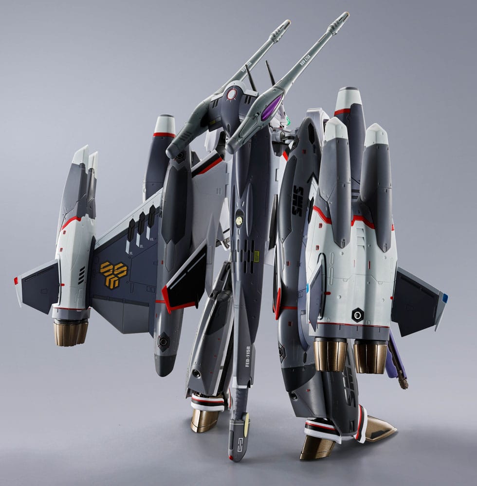 Macross Frontier DX Chogokin Action Figure Tornado Messiah Valkyrie Alto Saotome Use Revival Ver. 25 cm 4573102675576