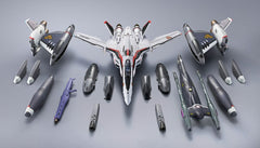 Macross Frontier DX Chogokin Action Figure Tornado Messiah Valkyrie Alto Saotome Use Revival Ver. 25 cm 4573102675576