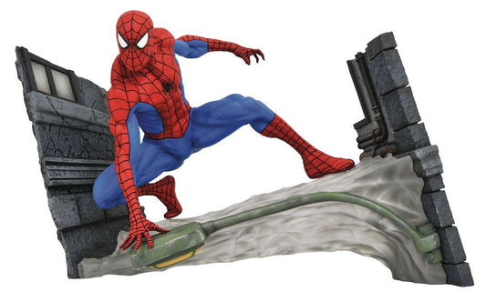 Marvel Comic Gallery PVC Statue Spider-Man Webbing 18 cm 0699788834053