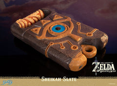 The Legend of Zelda: Breath of the Wild Life Size Statue 1/1 Sheikah Slate 24 cm 5060316625620