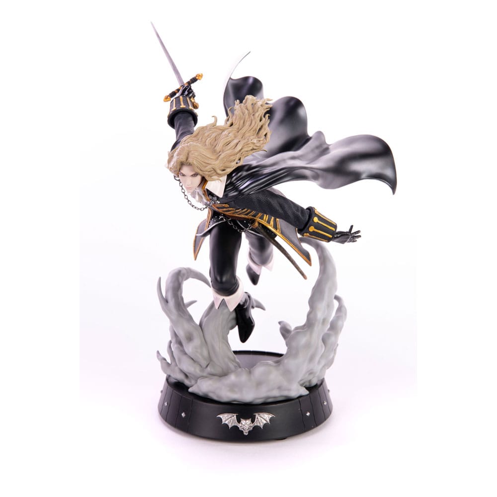 Castlevania Symphony of the Night Statue Dash Attack Alucard 30 cm 5060316627648