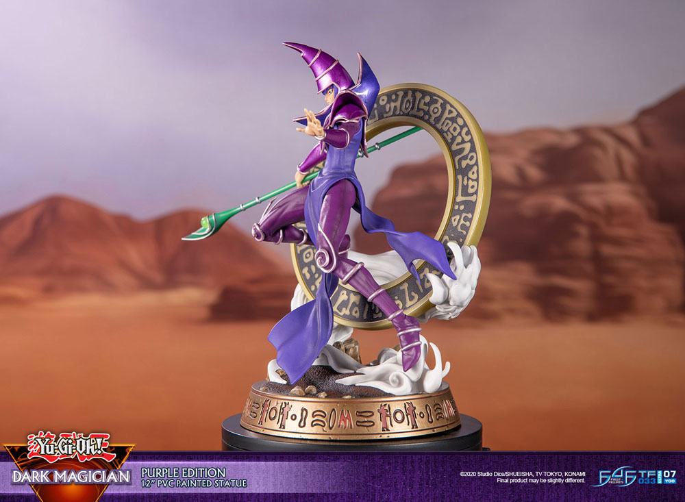 Yu-Gi-Oh! PVC Statue Dark Magician Purple Version 29 cm 5060316623626