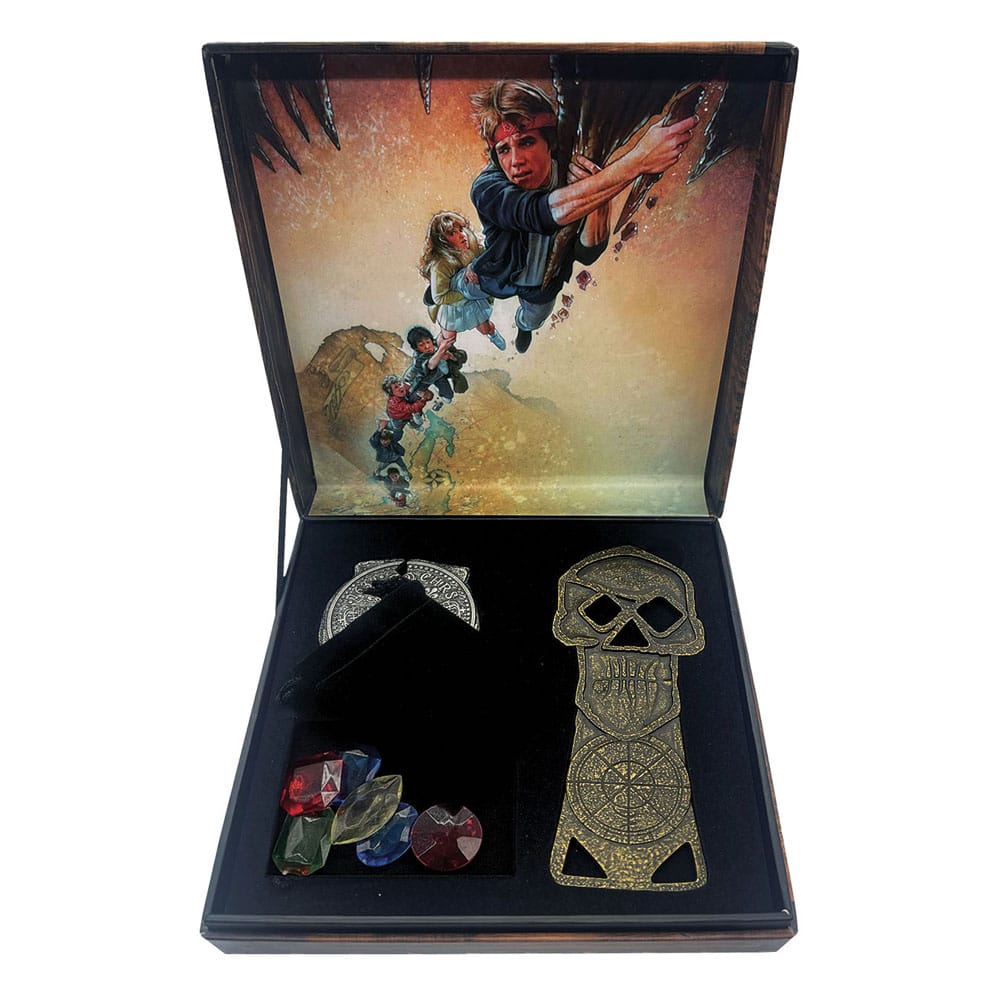 The Goonies Replica Treasure Set Limited Edition 5060948291989