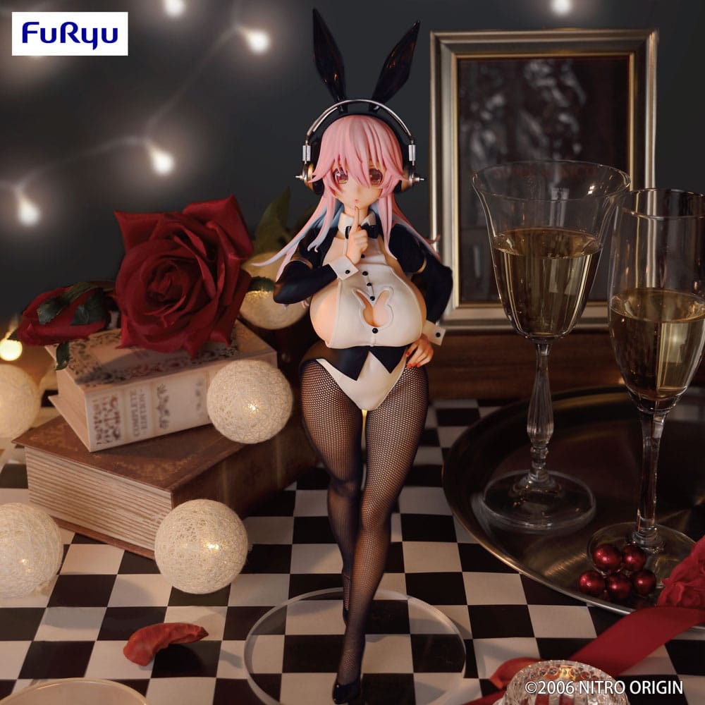 Super Sonico BiCute Bunnies PVC Statue Tailcoat Ver. 30 cm 4582782365578