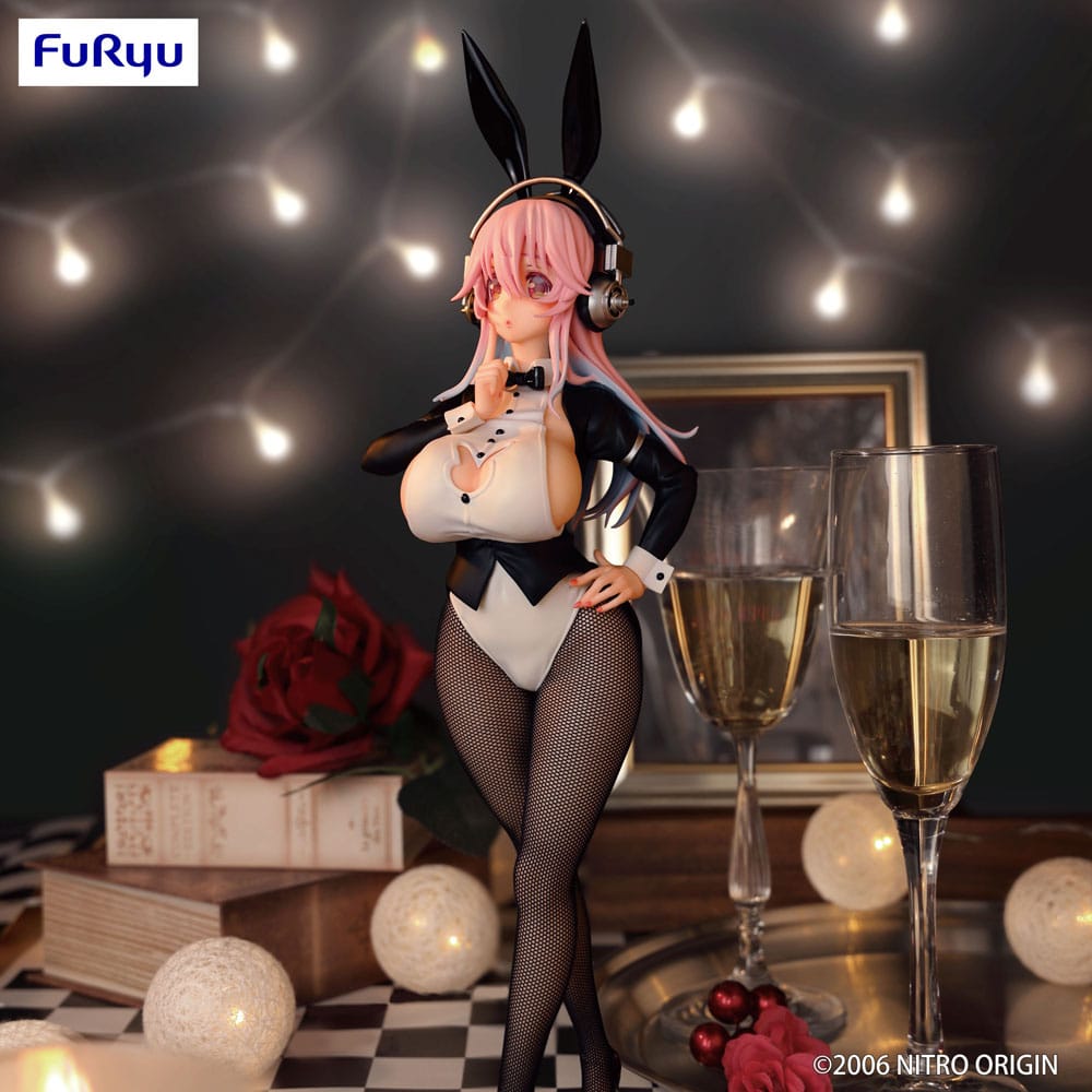 Super Sonico BiCute Bunnies PVC Statue Tailcoat Ver. 30 cm 4582782365578