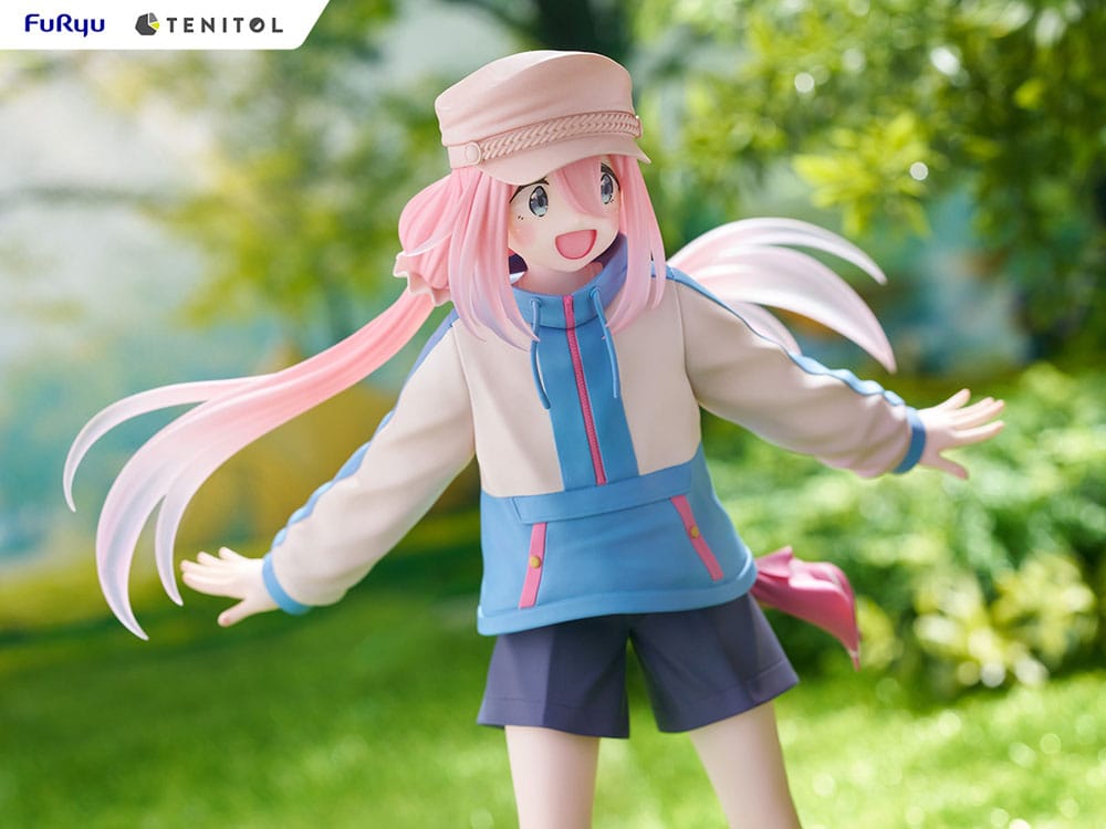 Laid-Back Camp Tenitol PVC Statue Nadeshiko Kagamihara 22 cm 4580736406803