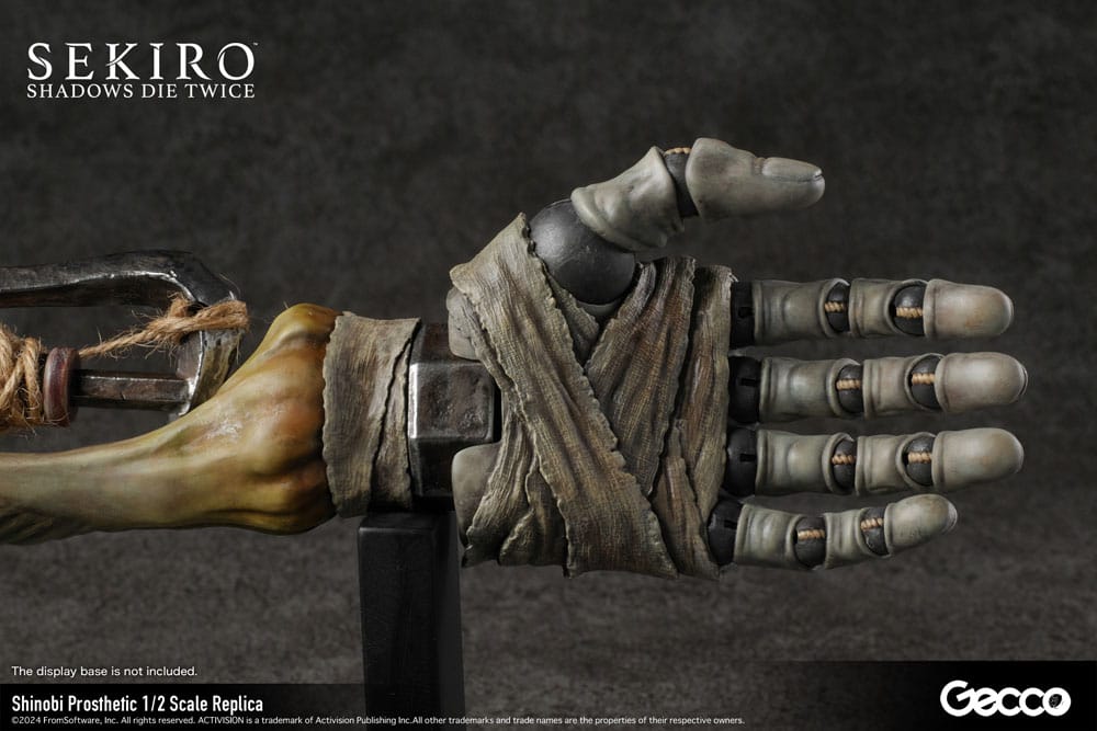 Sekiro: Shadows Die Twice Replica 1/2 Shinobi Prosthetic 32 cm 4580744650892