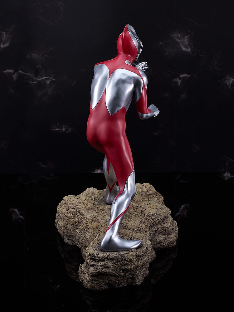 Shin Japan Hero Universe Statue Ultraman 40 cm 4580590201255