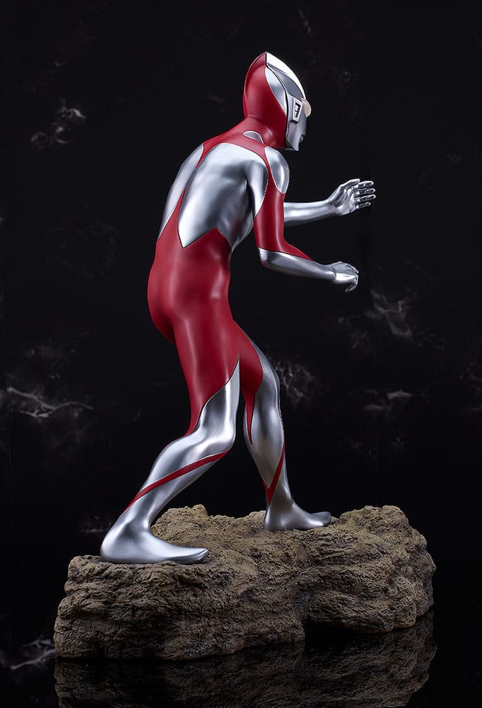 Shin Japan Hero Universe Statue Ultraman 40 cm 4580590201255