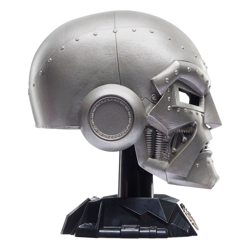 Marvel Legends Roleplay Replica Doctor Doom Premium Helmet 5010996285805