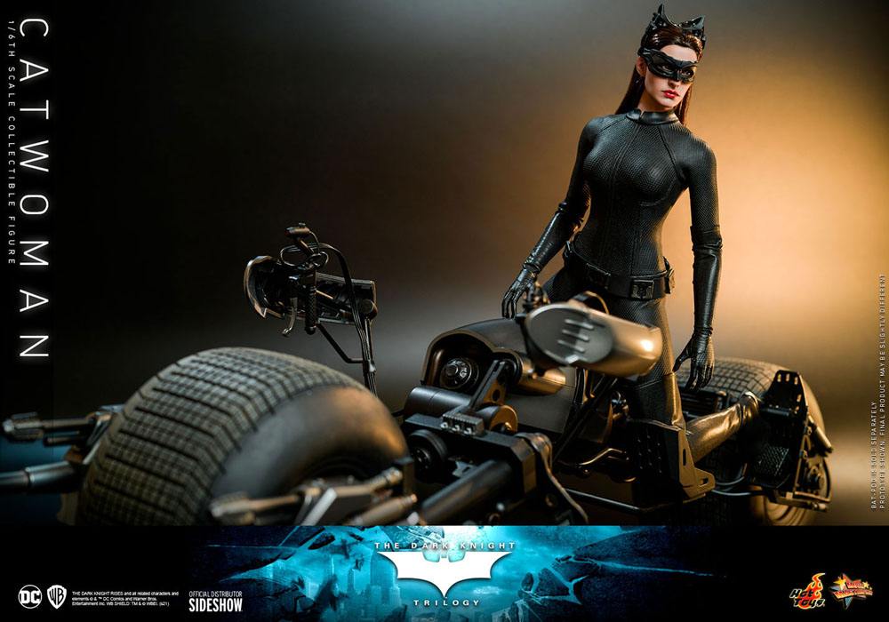 The Dark Knight Trilogy Movie Masterpiece Action Figure 1/6 Catwoman 29 cm 4895228610164