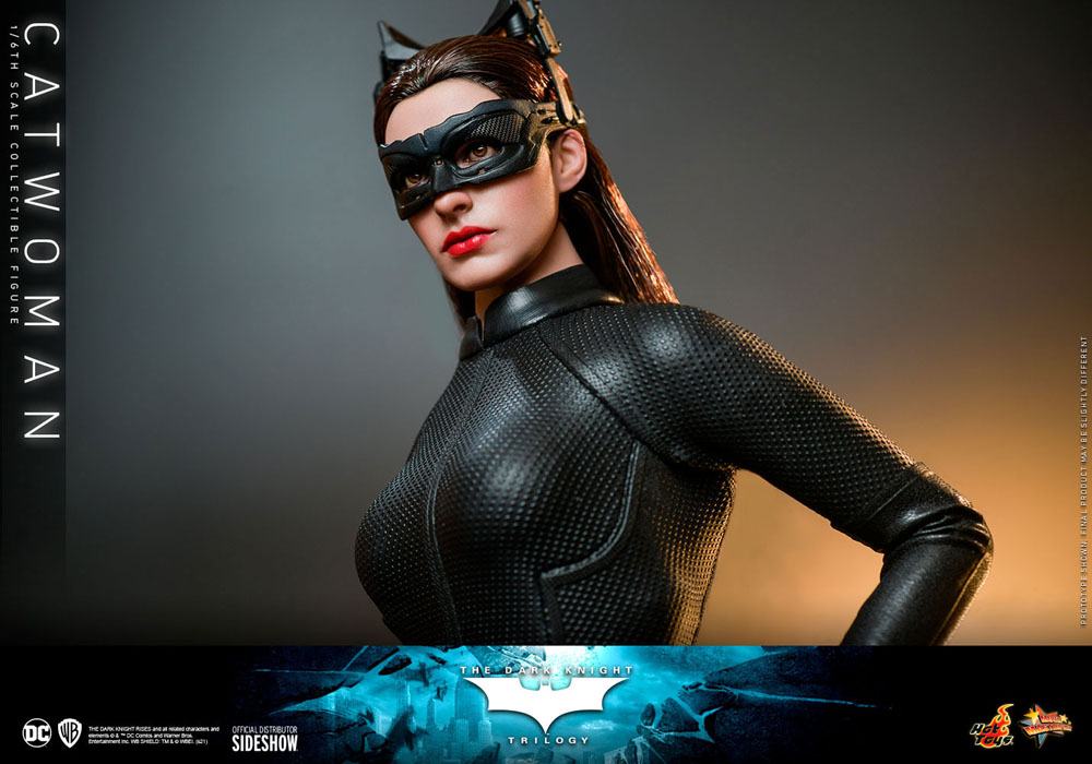 The Dark Knight Trilogy Movie Masterpiece Action Figure 1/6 Catwoman 29 cm 4895228610164