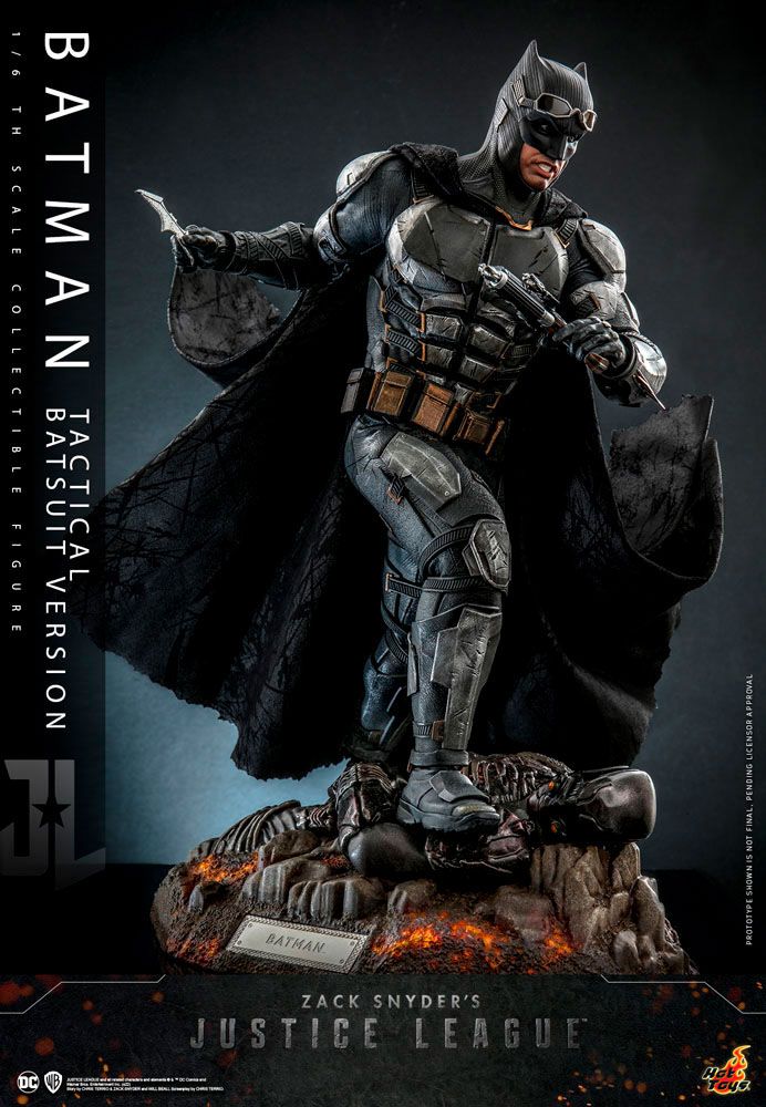 Zack Snyder`s Justice League Action Figure 1/6 Batman (Tactical Batsuit Version) 33 cm 4895228612496