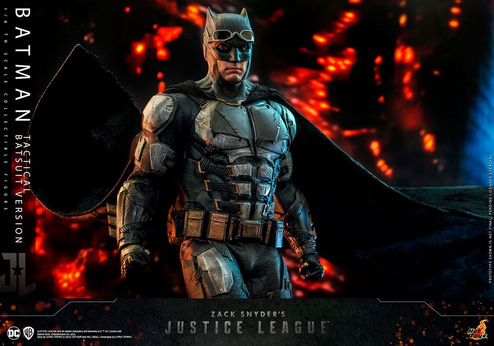 Zack Snyder`s Justice League Action Figure 1/6 Batman (Tactical Batsuit Version) 33 cm 4895228612496