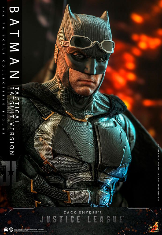 Zack Snyder`s Justice League Action Figure 1/6 Batman (Tactical Batsuit Version) 33 cm 4895228612496