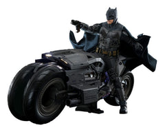 The Flash Movie Masterpiece Action Figure wih Vehicle 1/6 Batman & Batcycle Set 30 cm 4895228614322