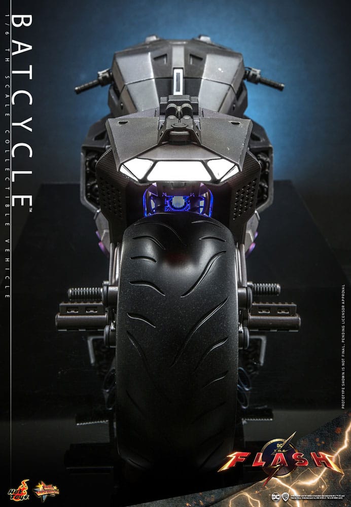 The Flash Movie Masterpiece Vehicle 1/6 Batcycle 56 cm 4895228614315