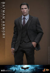 The Dark Knight Movie Masterpiece Action Figures & Diorama 1/6 Batman Armory with Bruce Wayne (2.0) 30 cm 4895228618085