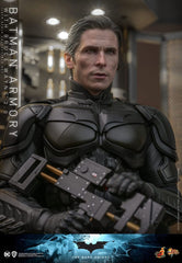 The Dark Knight Movie Masterpiece Action Figures & Diorama 1/6 Batman Armory with Bruce Wayne (2.0) 30 cm 4895228618085