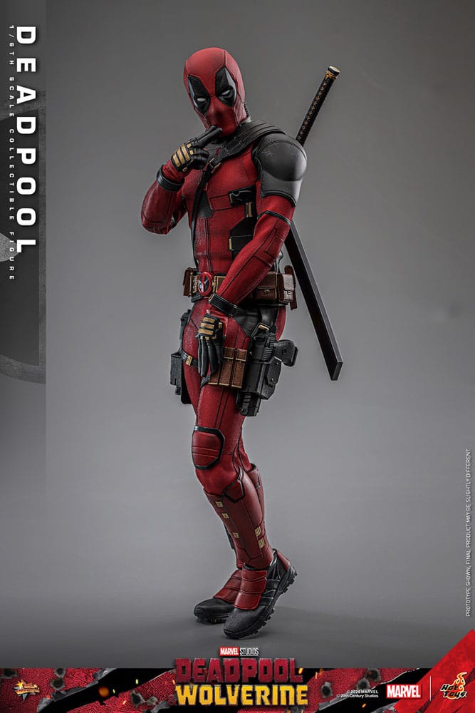 Deadpool & Wolverine Movie Masterpiece Action Figure 1/6 Deadpool 31 cm 4895228617903