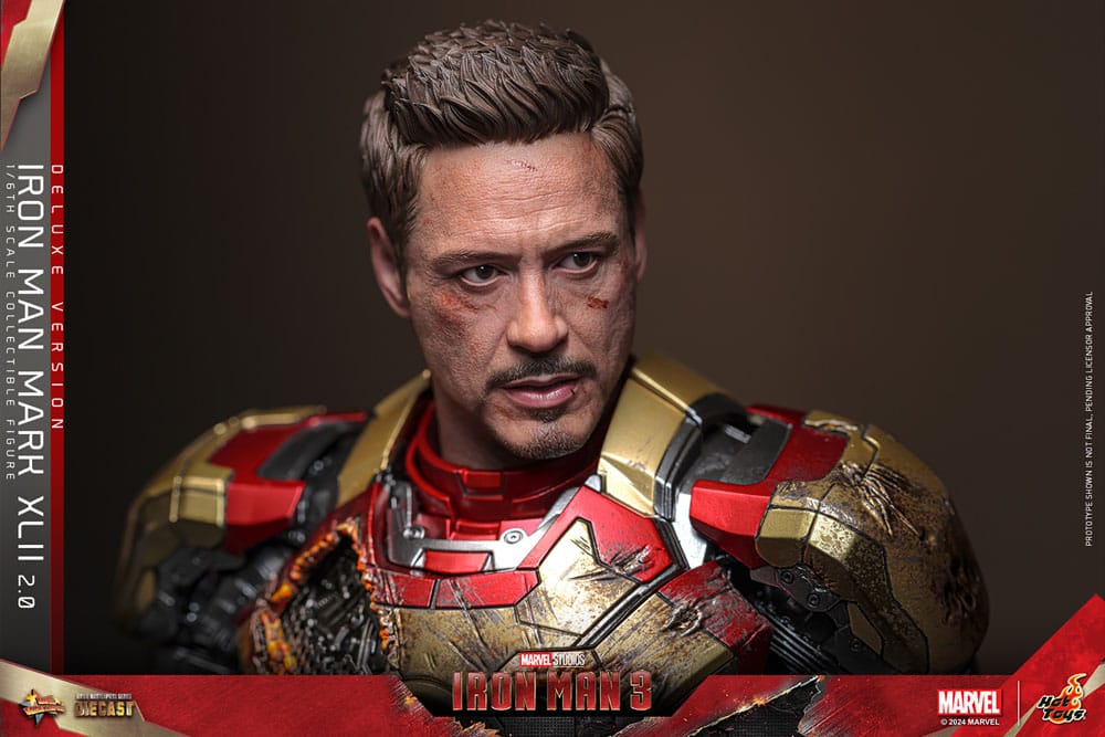 Iron Man 3 Movie Masterpiece Diecast Action Figure 1/6 Iron Man Mark XLII (2.0) Deluxe 32 cm 4895228619044