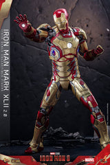 Iron Man 3 Movie Masterpiece Diecast Action Figure 1/6 Iron Man Mark XLII (2.0) 32 cm 4895228619020