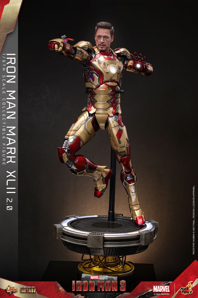 Iron Man 3 Movie Masterpiece Diecast Action Figure 1/6 Iron Man Mark XLII (2.0) 32 cm 4895228619020