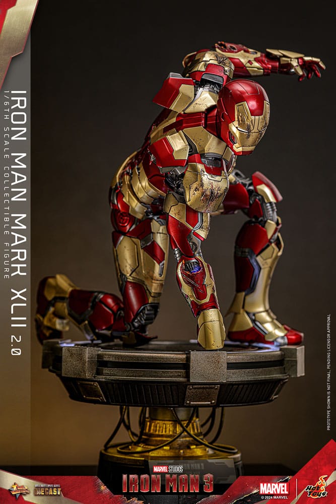 Iron Man 3 Movie Masterpiece Diecast Action Figure 1/6 Iron Man Mark XLII (2.0) 32 cm 4895228619020