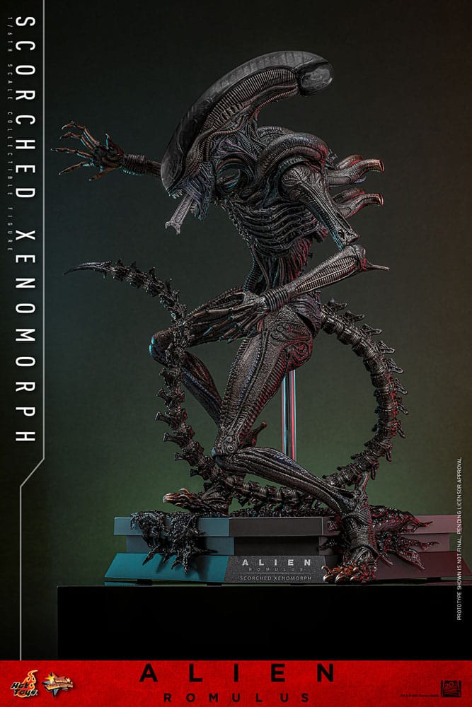 Alien: Romulus Movie Masterpiece Action Figure 1/6 Scorched Xenomorph 44 cm 4895228620361