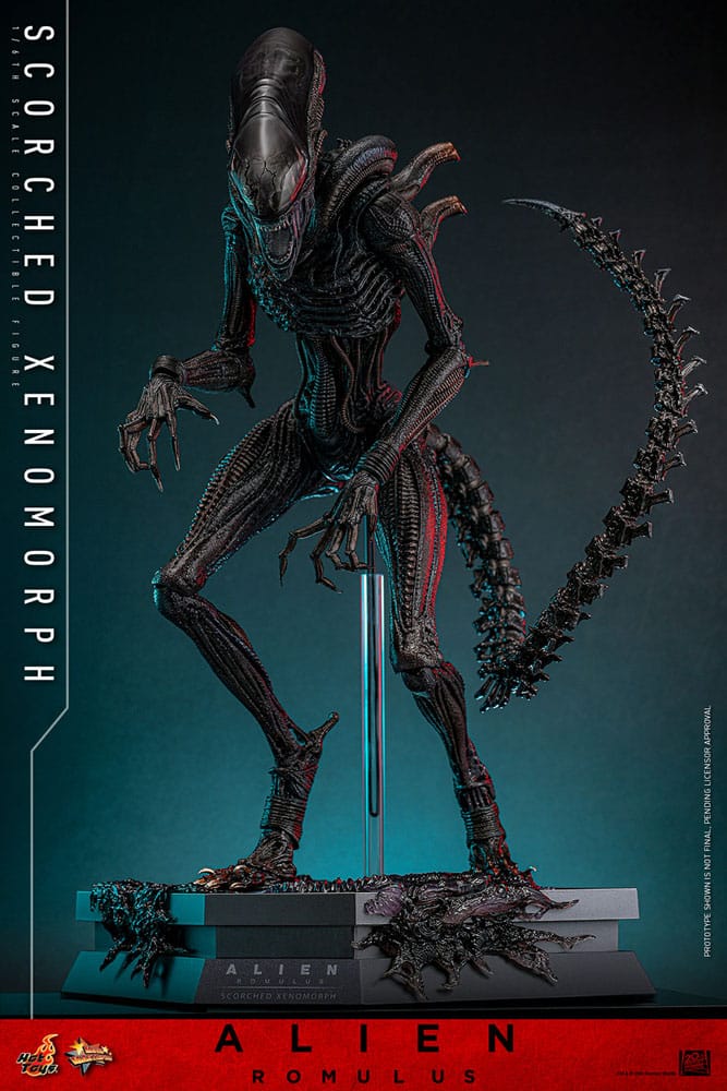 Alien: Romulus Movie Masterpiece Action Figure 1/6 Scorched Xenomorph 44 cm 4895228620361