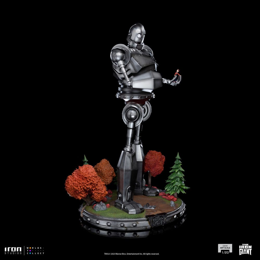 The Iron Giant Demi Art Scale Statue 1/20 Iron Giant & Hogarth Hughes 60 cm 0618231953189