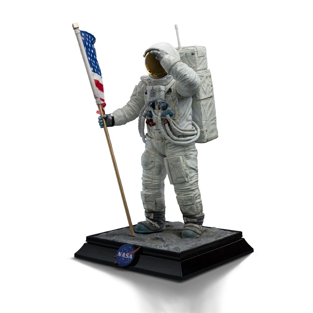 NASA Art Scale Statue 1/10 Apollo 11 Astronaut 23 cm 0618231956432