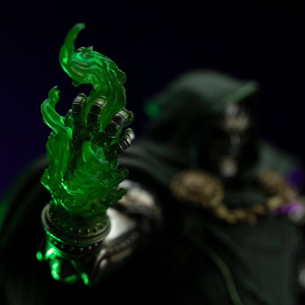 The Infinity Gauntlet Marvel Legends Diorama Statue 1/10 Doctor Doom Deluxe Edition 42 cm 0618231957682