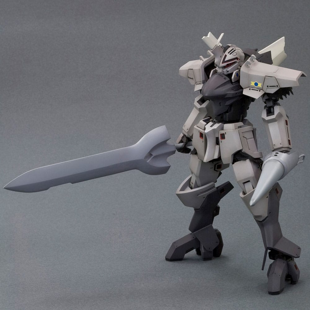 Broken Blade Plastic Model Kit 1/60 Delphine Renewal Ver. 17 cm 4934054068296