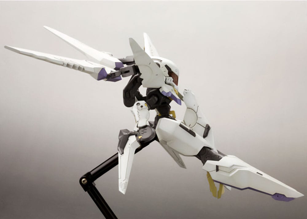 Zone of the Enders The 2nd Runner Plastic Model Kit Vic Viper 18 cm 4934054063222