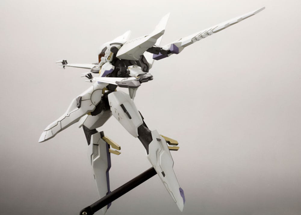 Zone of the Enders The 2nd Runner Plastic Model Kit Vic Viper 18 cm 4934054063222